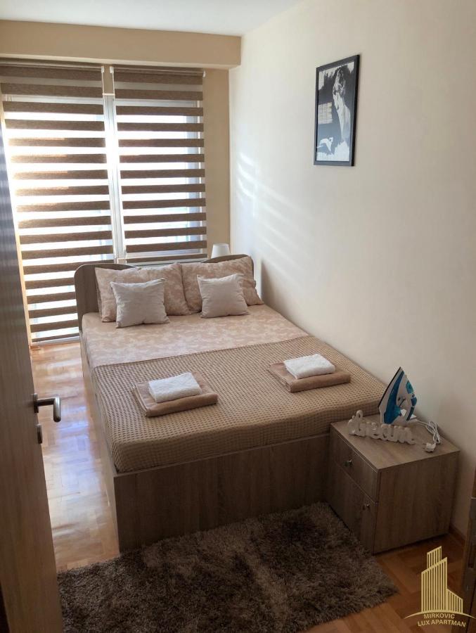 Mirkovic Lux Apartman นิส ภายนอก รูปภาพ