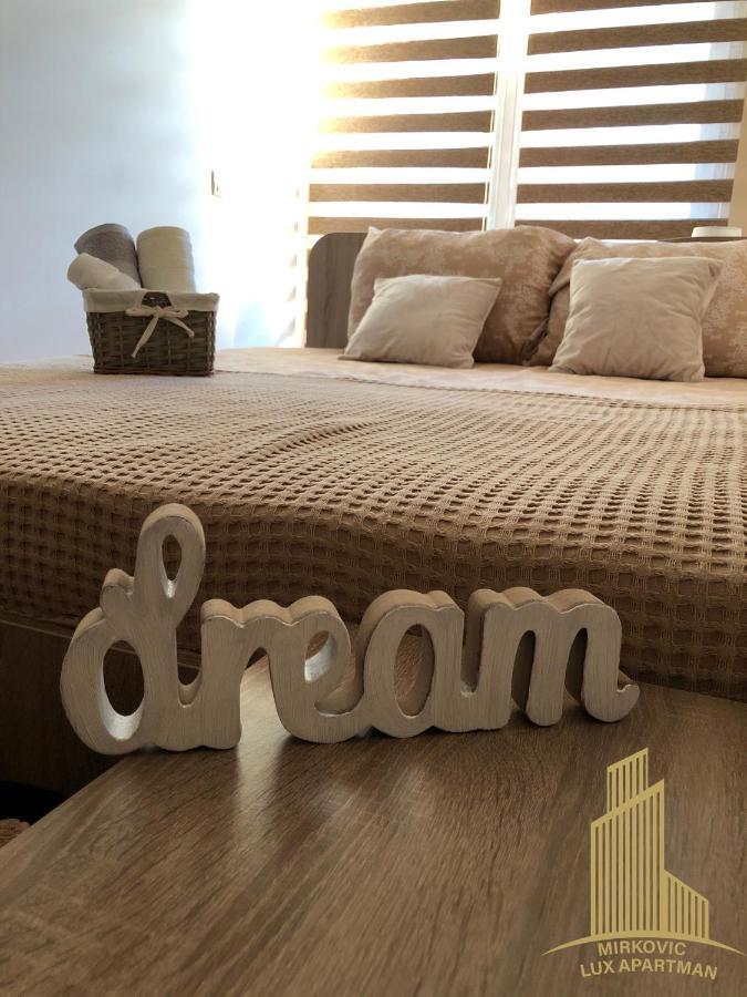 Mirkovic Lux Apartman นิส ภายนอก รูปภาพ