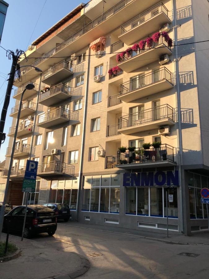Mirkovic Lux Apartman นิส ภายนอก รูปภาพ