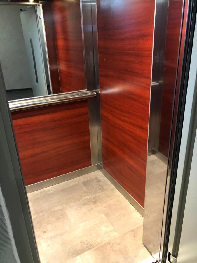 Mirkovic Lux Apartman นิส ภายนอก รูปภาพ